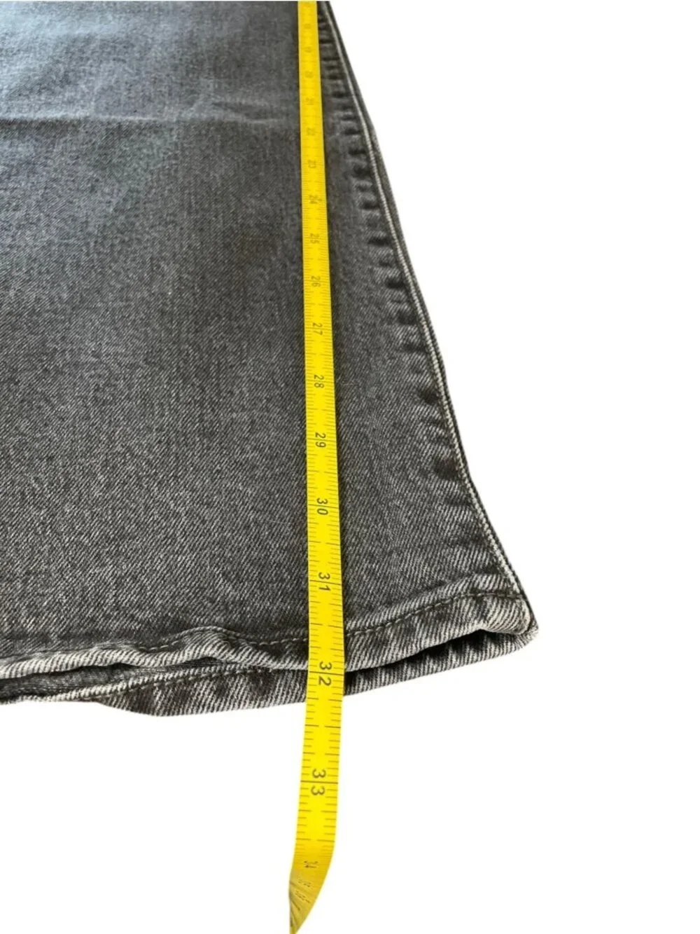 Levi's Ribcage Bell Jeans Black Denim Super High Rise Flare Leg Cotton SZ 31 32" - Picture 7 of 13